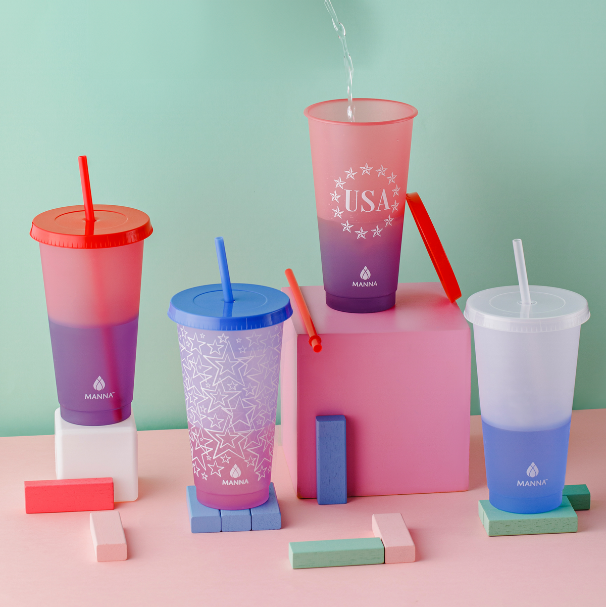 4pk-24-oz-patriotic-color-changing-cups-r8 156A0971-_1.png